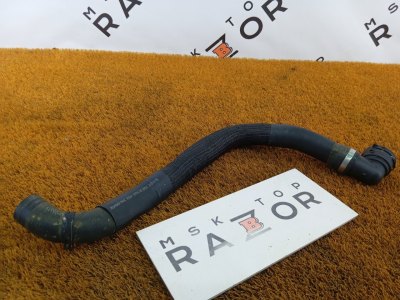 Патрубок радиатора