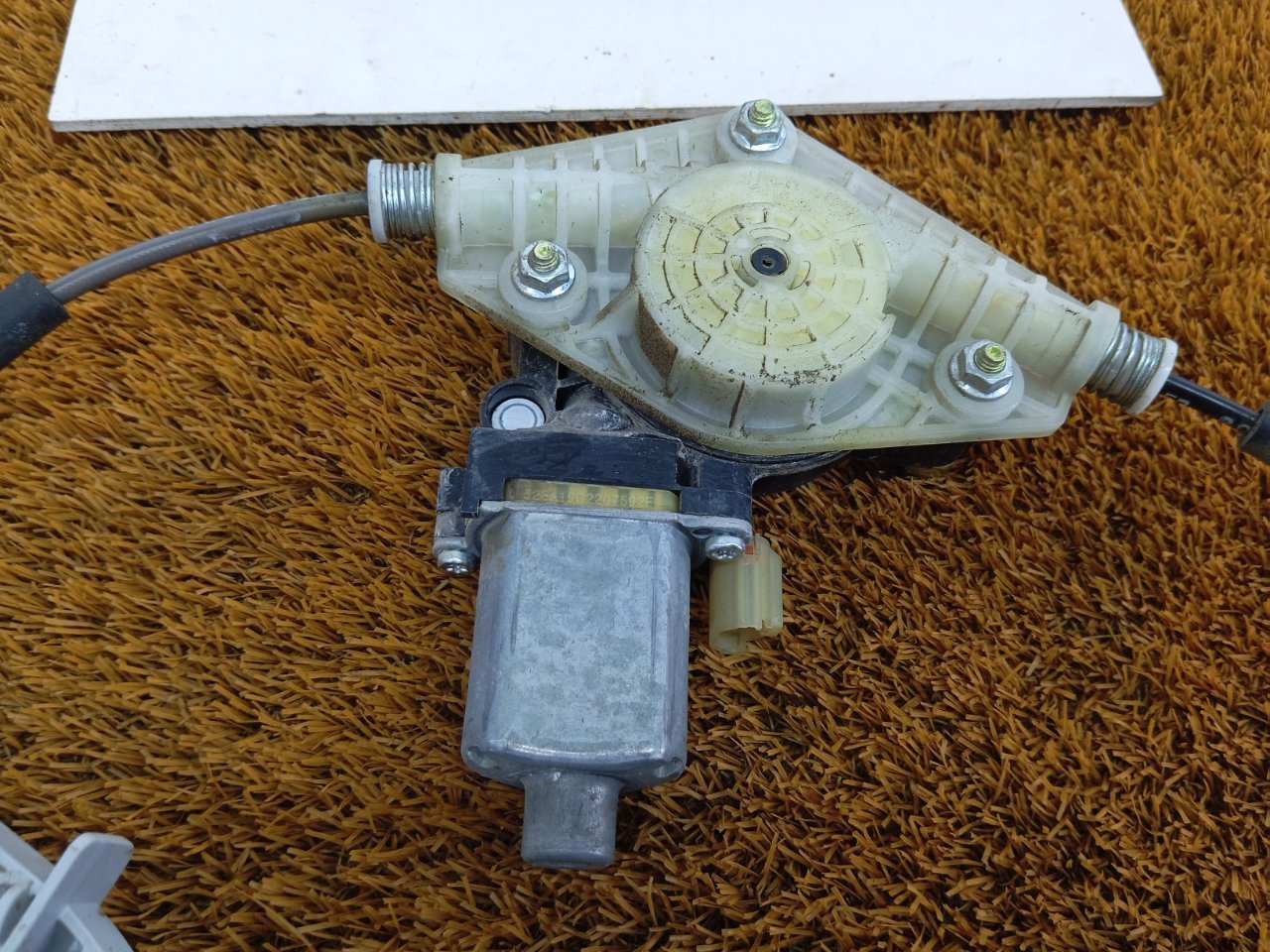 Стеклоподъемник