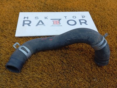 Патрубок радиатора