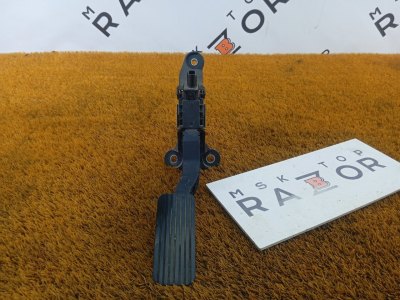 Педаль газа