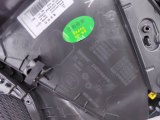 8889667849, 8890952826, 8889667849B01 Обшивка двери задняя левая Geely Monjaro 2023 фото 9