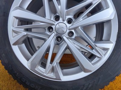 Колесо Скад Ультима R18 5x108, Ikon tyres 235/55 R18, зимнее, шипы