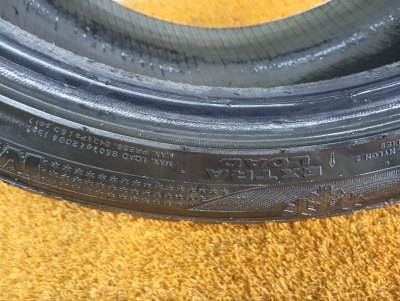 Шина Marshal IZEN RV 275/40 R20, зимняя, липучка