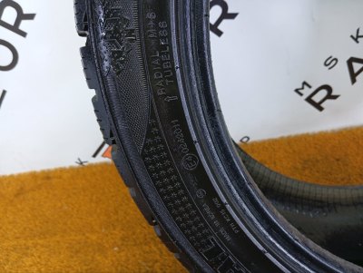 Шина Marshal IZEN RV 275/40 R20, зимняя, липучка