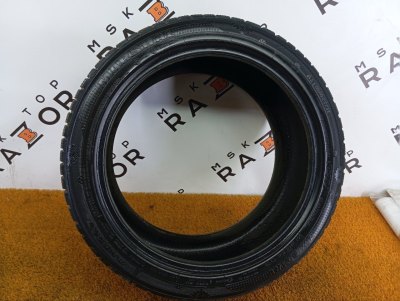 Шина Marshal IZEN RV 275/40 R20, зимняя, липучка