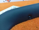 6600058377 Накладка крышки багажника левая Geely Coolray 2023 фото 3