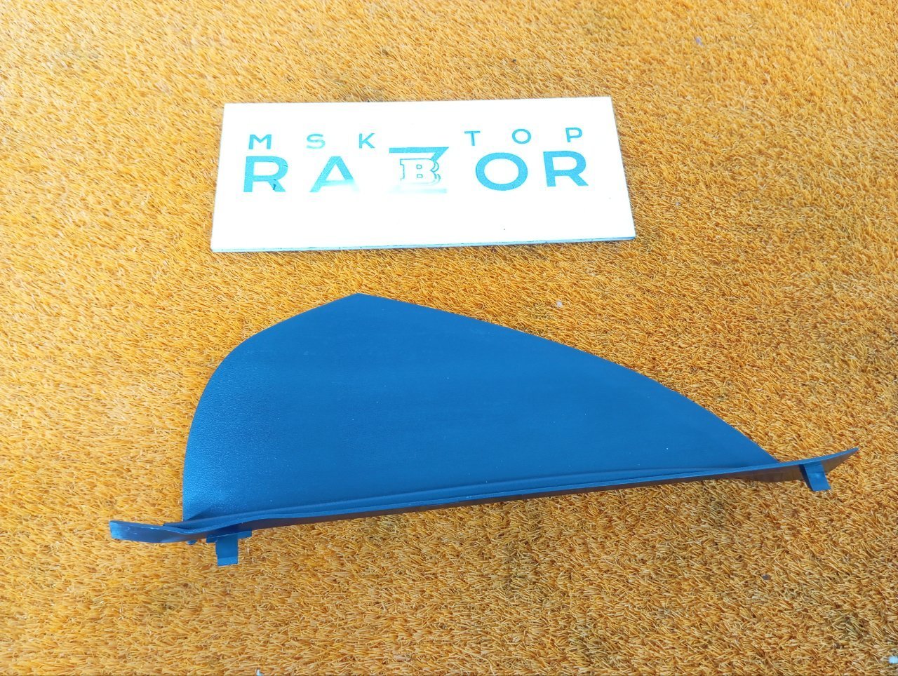 Накладка на торпедо