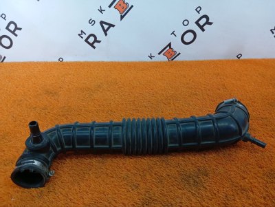 Патрубок воздушного фильтра