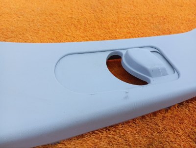 Обшивка центральной стойки