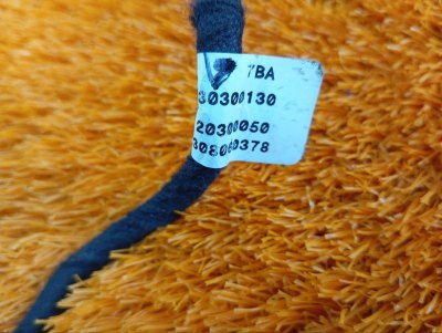 Амортизатор багажника