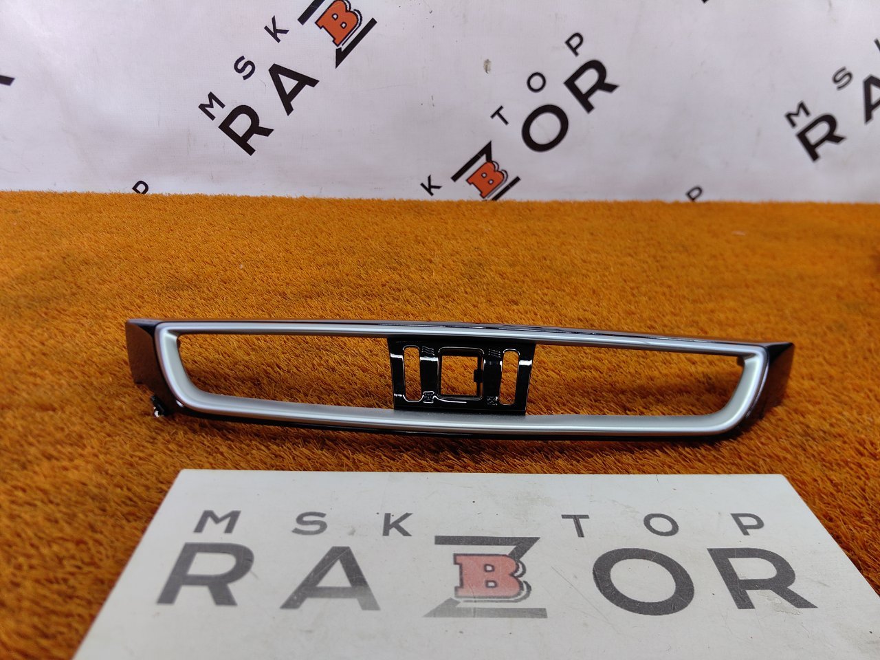 Накладка торпедо