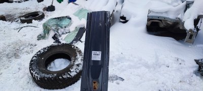 Порог с центральной стойкой