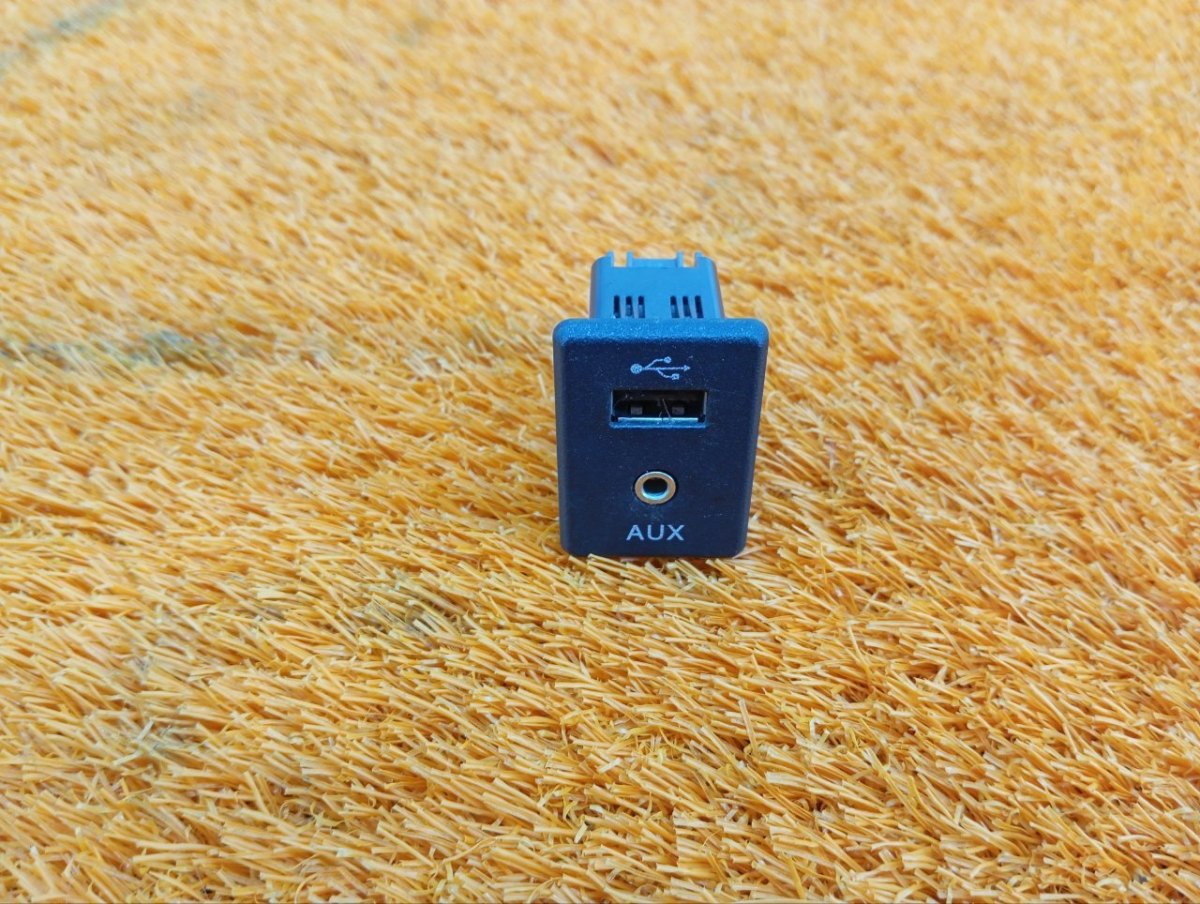 280234BA0B Разъем USB+AUX Nissan Qashqai 2021 фото 1