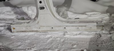 Порог с центральной стойкой