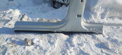 Порог с центральной стойкой
