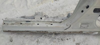 Порог с центральной стойкой