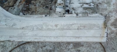 Порог с центральной стойкой