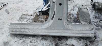 Порог с центральной стойкой