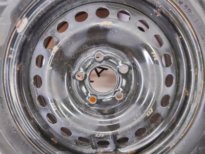 Колесо Hyundai Creta R16 5x114.3, Kumho 205/65 R16, зимнее, липучка