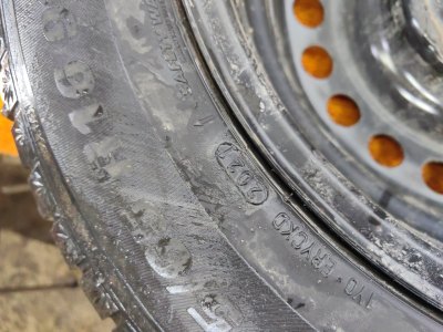 Колесо Hyundai Creta R16 5x114.3, Kumho 205/65 R16, зимнее, липучка