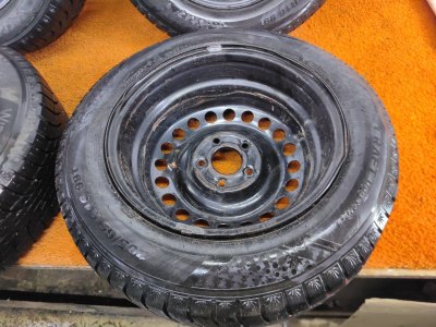 Колесо Hyundai Creta R16 5x114.3, Kumho 205/65 R16, зимнее, липучка