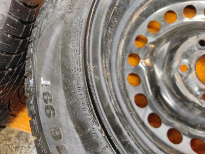Колесо Hyundai Creta R16 5x114.3, Kumho 205/65 R16, зимнее, липучка