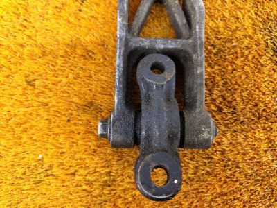 Опора двигателя