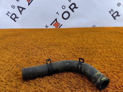 Патрубок системы охлаждения