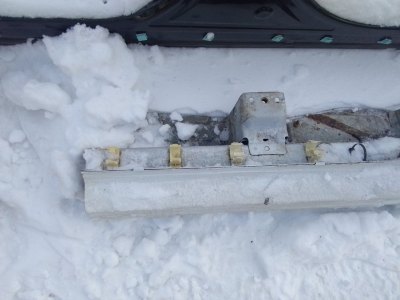 Порог с центральной стойкой