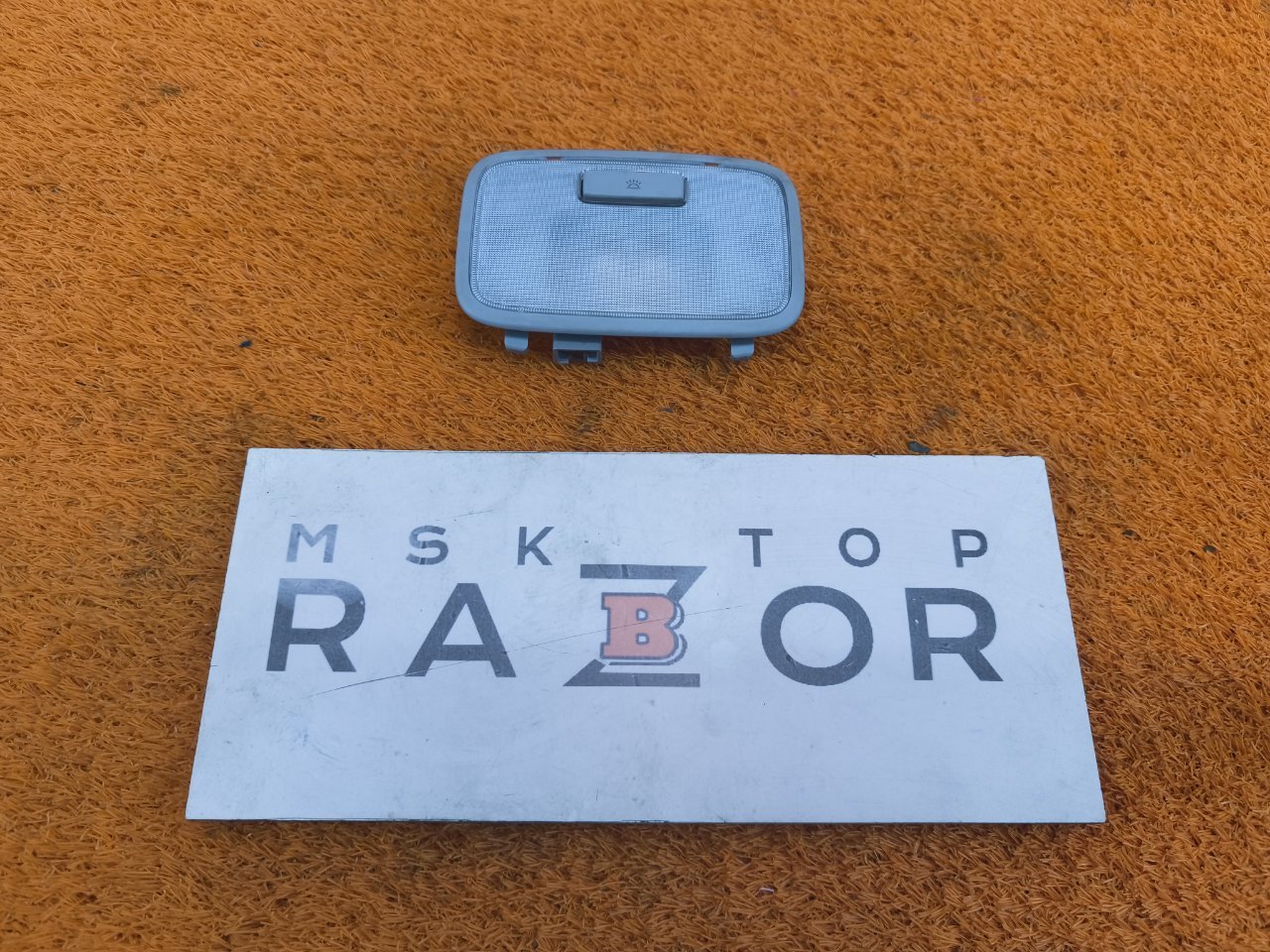 Плафон салона