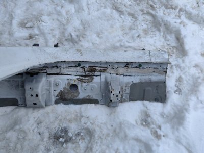 Порог с центральной стойкой