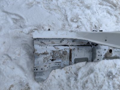 Порог с центральной стойкой