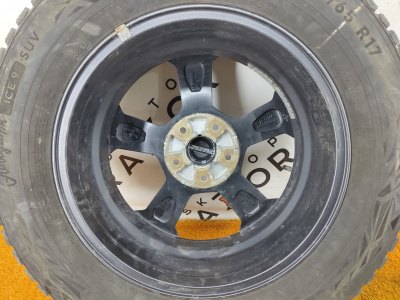 Колесо Haval F7 R17 5x114.3, Ikon tyres 225/65 R17, зимнее, шипы