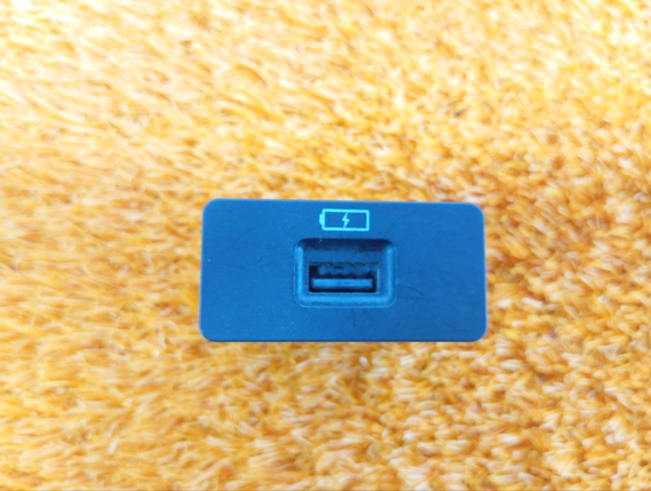 Разъем USB