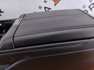 Консоль центральная