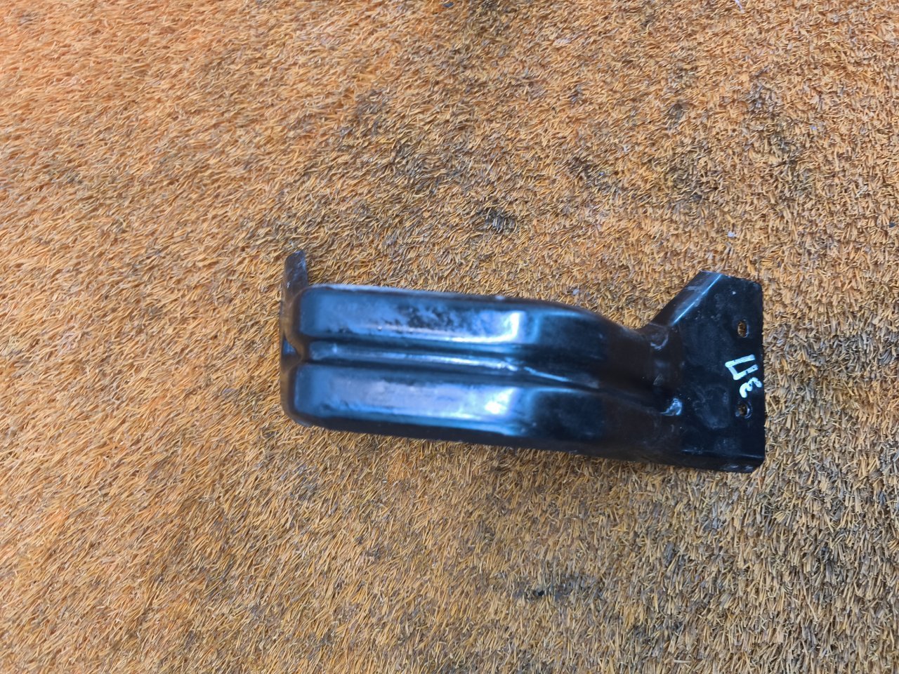 Крепление бампера
