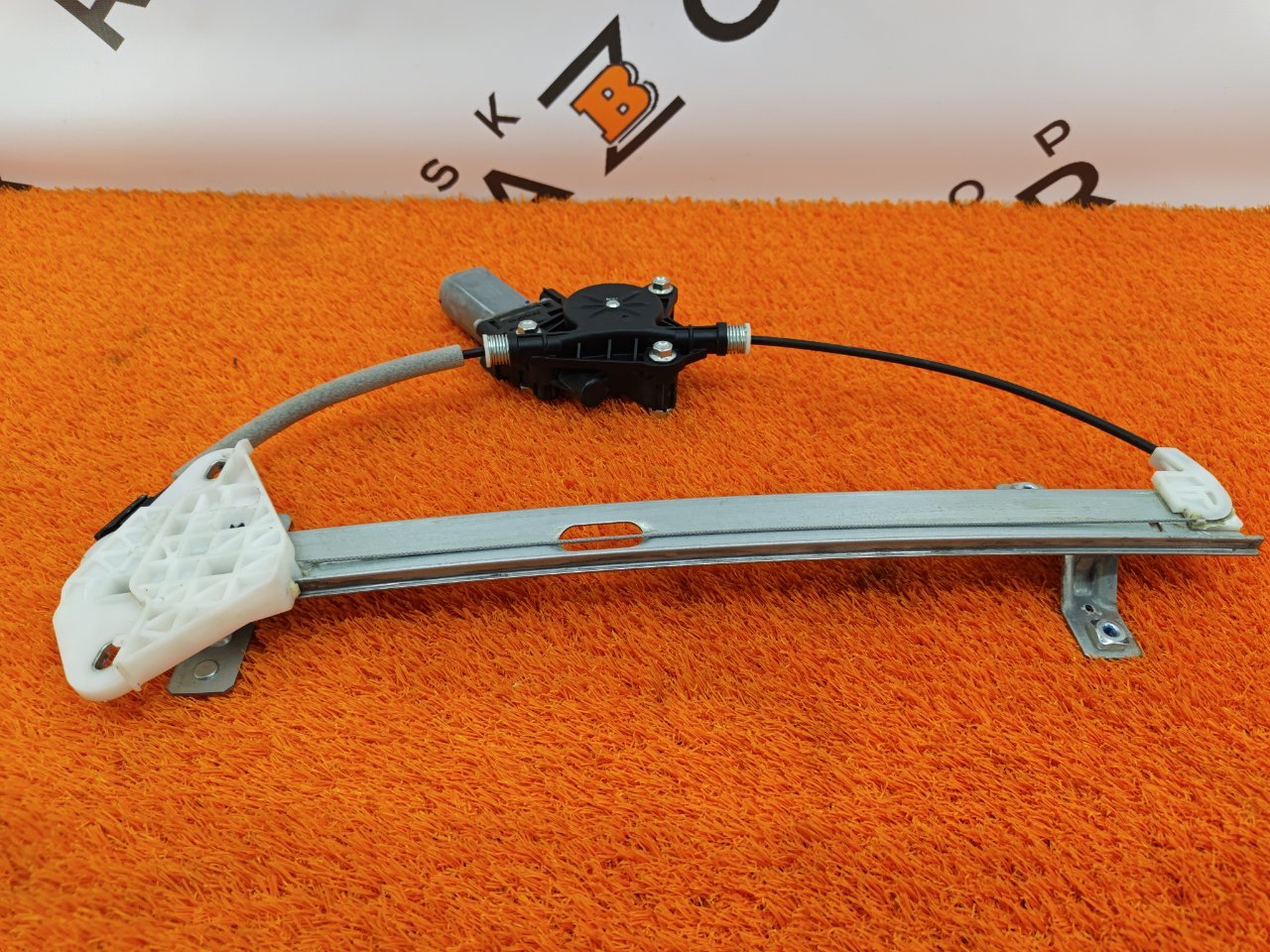 Стеклоподъемник