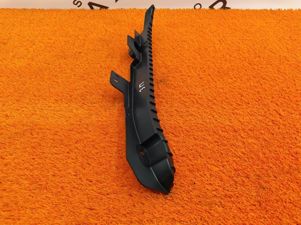 Крепление бампера