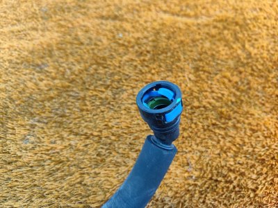 Трубка картерных газов