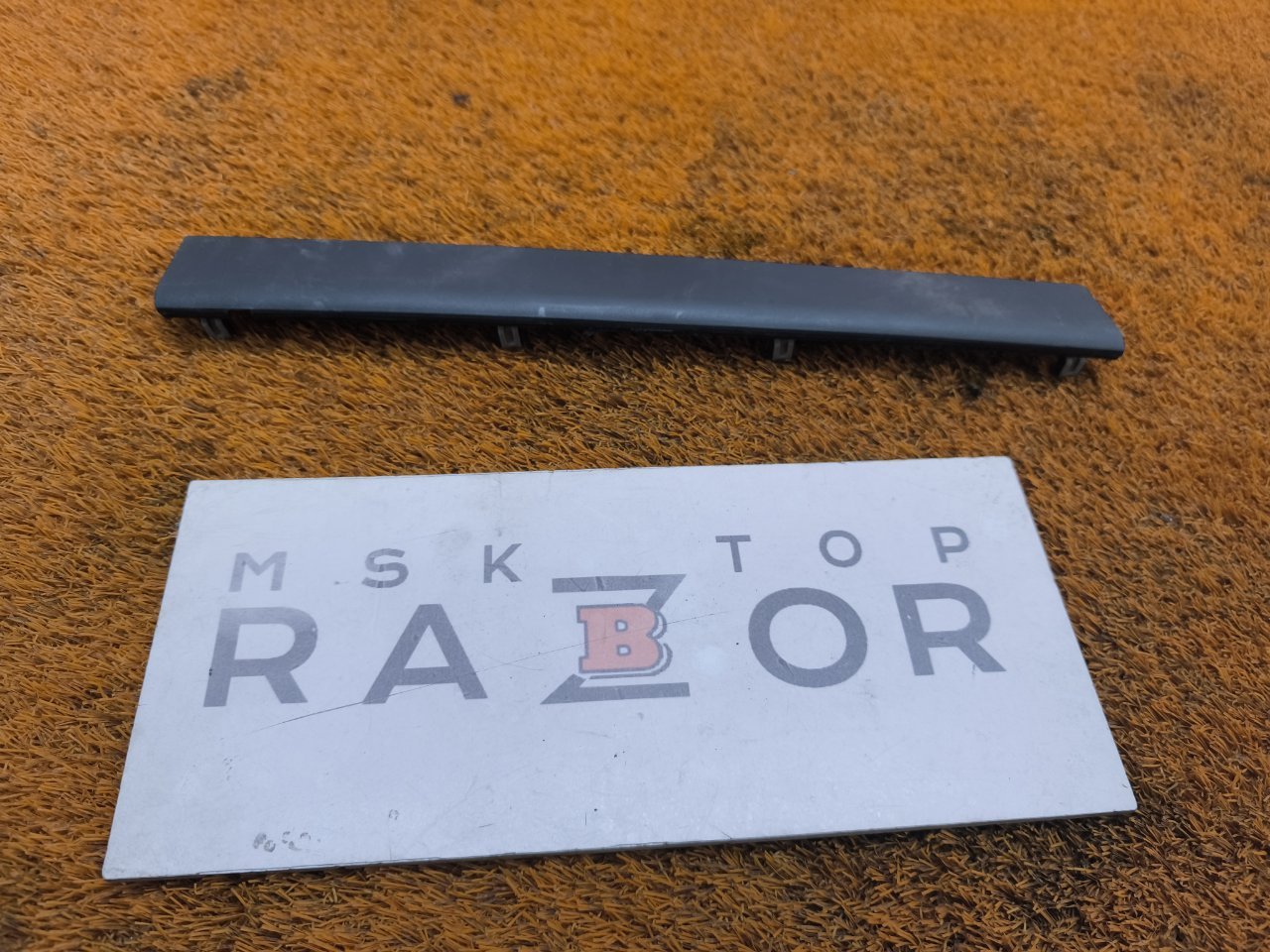 Накладка на торпедо