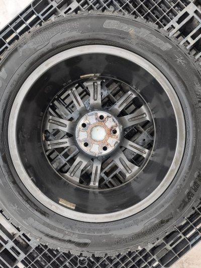 Колесо Geely Coolray R16 5x114.3, Cordiant 215/60 R16, зимнее, липучка