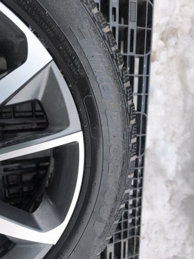 Колесо Geely Coolray R16 5x114.3, Cordiant 215/60 R16, зимнее, липучка