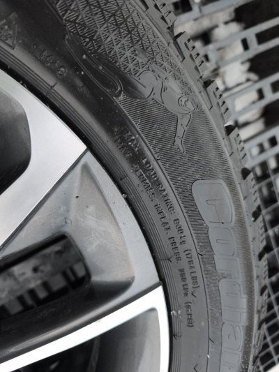 Колесо Geely Coolray R16 5x114.3, Cordiant 215/60 R16, зимнее, липучка