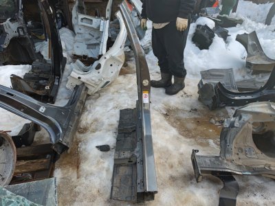 Порог с центральной стойкой