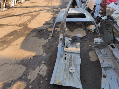 Порог с центральной стойкой