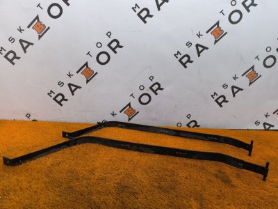 Крепление топливного бака