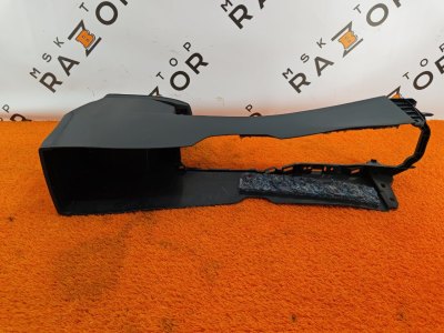 Центральная консоль с подлокотником