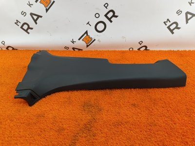 Обшивка центральной стойки