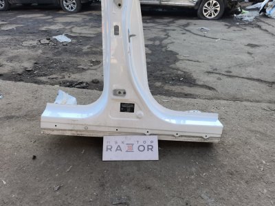 Порог с центральной стойкой