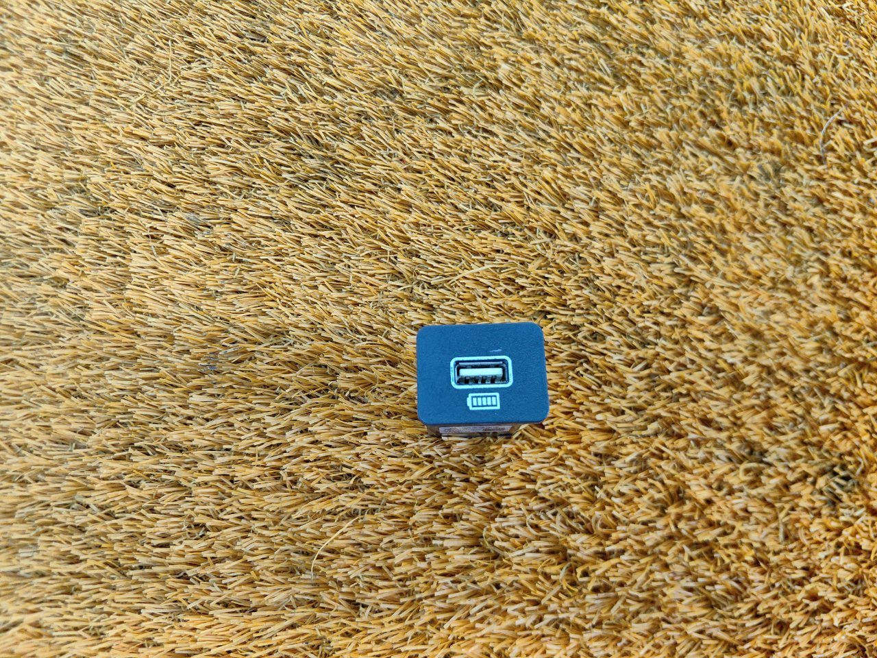 Разъем USB